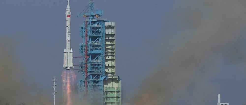 Das Raumschiff „Shenzhou 22“ startet