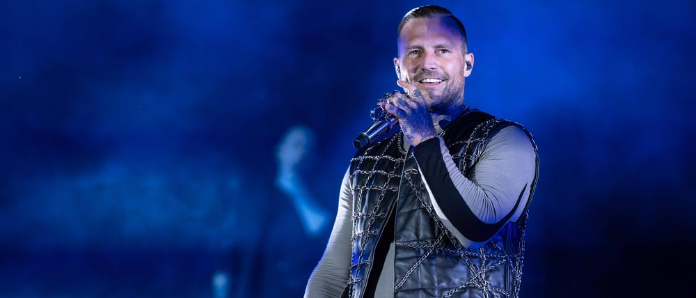 Kontra K heißt bürgerlich Maximilian Tibor Albert Diehn.