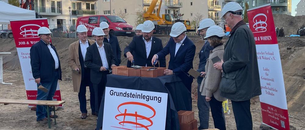 Die Grundsteinlegung für das Bauprojekt Havelschanze in Spandau.