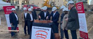 Die Grundsteinlegung für das Bauprojekt Havelschanze in Spandau.