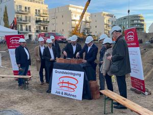 Die Grundsteinlegung für das Bauprojekt Havelschanze in Spandau.