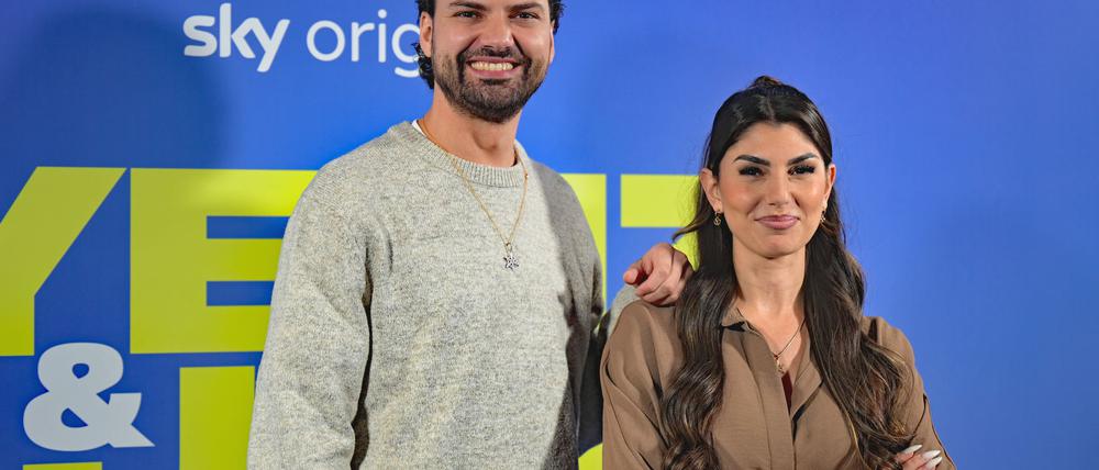 Sind beide bald ganz privat zu sehen in einer Doku-Serie: Yeliz Koç (r) und Jimi Blue Ochsenknecht.