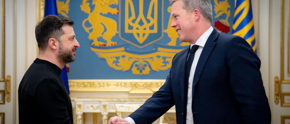 Eine Militärdelegation stellte den Friedensplan der US-Regierung in Kiew vor.