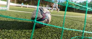 Im Berliner Amateurfußball gibt es große Diskussionen um eine Trikotnummer. 