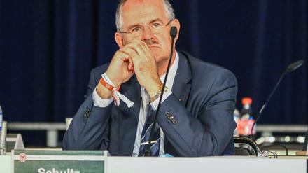 BFV-Präsident Bernd Schultz musste bei einem Antrag des BFV eine Niederlage hinnehmen. (Archivbild)