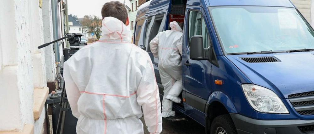 Die Spurensicherung der Polizei ist im Einsatz.