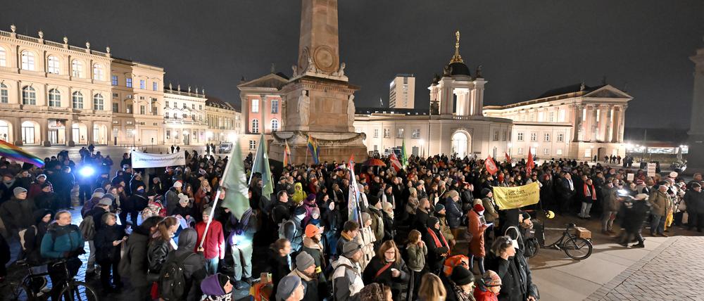 Die Kundgebung fand auf dem Alten Markt statt.