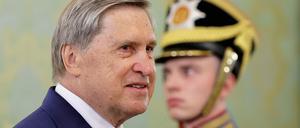 Der Friedensplan sei im Detail bisher gar nicht mit Russland besprochen worden, sagte Juri Uschakow. (Archivbild)