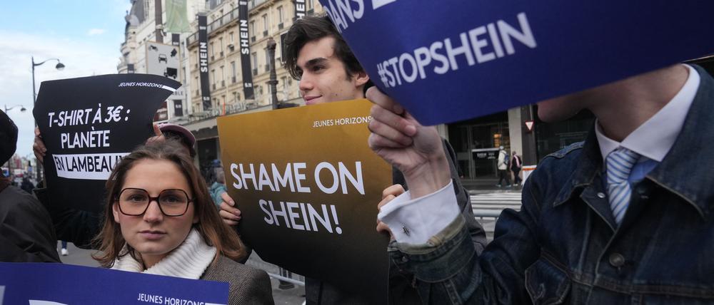 In Frankreich kam es nach einem Skandal um Sexpuppen zu Protesten gegen das Fast-Fashion-Unternehmen Shein. (Archivbild) 