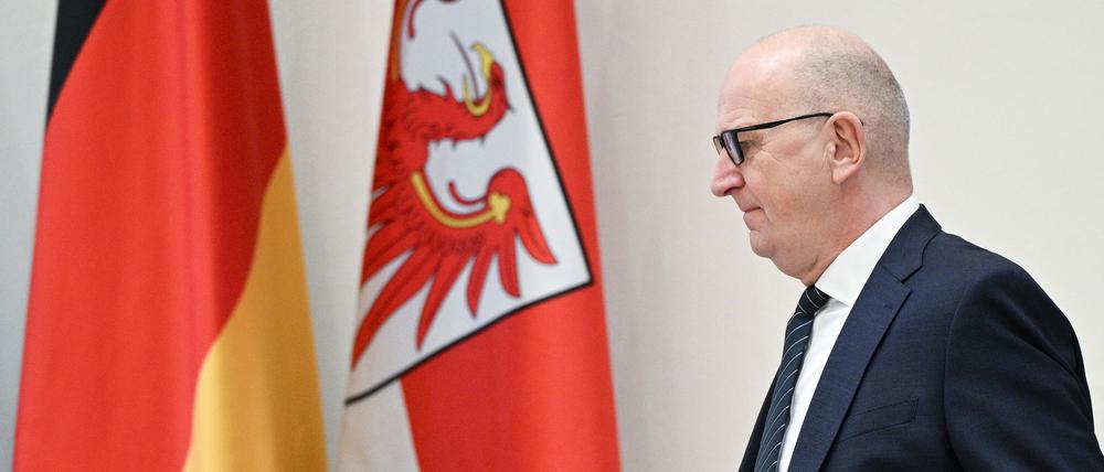 Dietmar Woidke (SPD) weiß um die finanziellen Schwierigkeiten der Städte und Gemeinden. (Archivbild)