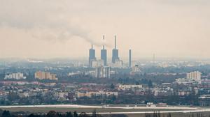 Das Heizkraftwerk Lichterfelde im Dezember 2022.