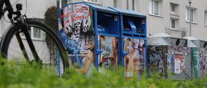 Altkleidercontainer in Potsdam West.