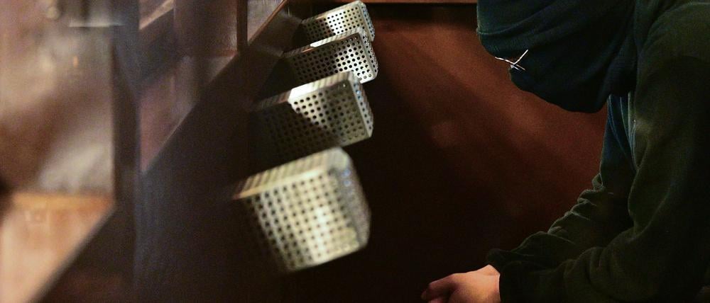 Im Prozess gegen den mutmaßlichen Attentäter vom Holocaust-Mahnmal in Berlin schildern Polizeibeamte die Festnahme des Angeklagten in der Nähe des Tatortes. (Archivbild)