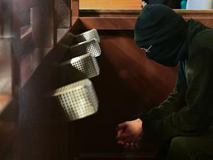 Im Prozess gegen den mutmaßlichen Attentäter vom Holocaust-Mahnmal in Berlin schildern Polizeibeamte die Festnahme des Angeklagten in der Nähe des Tatortes. (Archivbild)