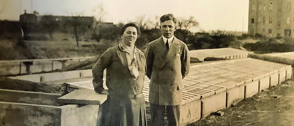 Eines der Bilder, die Claudia Fratz 2004 nach dem Tod ihrer Großmutter in einer Kiste fand.