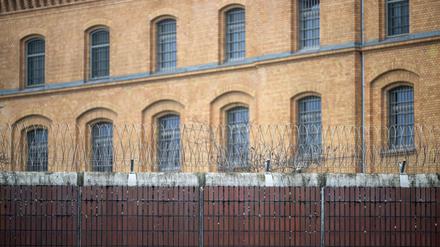 In der Justizvollzugsanstalt Moabit wird der erste Suizidpräventionsraum eröffnet. (Archivbild)