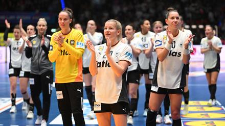 Nach dem siegreichen WM-Start freuen sich die deutschen Handballerinnen gegen Uruguay auf ein weiteres stimmungsvolles Spiel.
