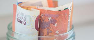 In den ersten neun Monaten spendeten Menschen in Berlin und Brandenburg pro Spende 37 Euro. (Symbolbild)