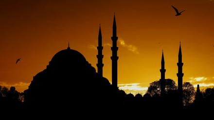 Eigentlich ein Magnet für Touristen: Sonnenuntergang über Istanbul mit der Süleymaniye-Moschee. 