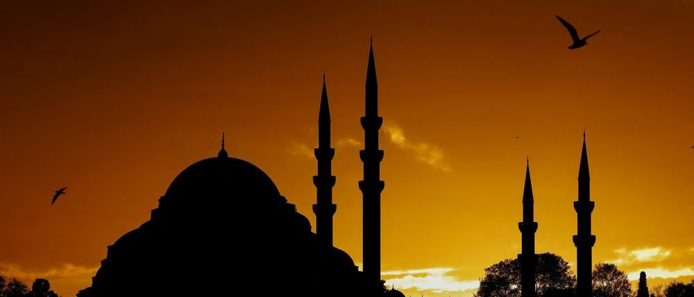Eigentlich ein Magnet für Touristen: Sonnenuntergang über Istanbul mit der Süleymaniye-Moschee. 
