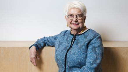 Gerda Hasselfeldt, die Präsidentin des Deutschen Roten Kreuzes, im Interview mit Caspar Schwietering und Christopher Ziedler.