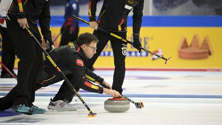 Das deutsche Curling-Team um Marc Muskatewitz verpasste bei der EM in Finnland knapp das Halbfinale.