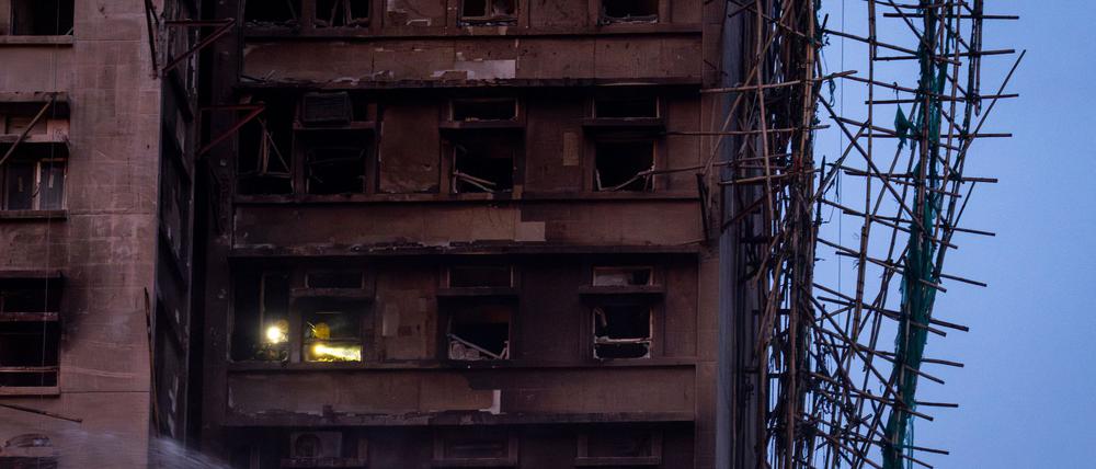 Die Zahl der Todesopfer nach dem Großbrand steigt weiter. 