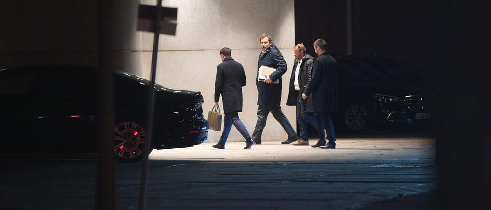 Nach fast sechs Stunden haben die Spitzen von Union und SPD ihre Beratungen beendet.