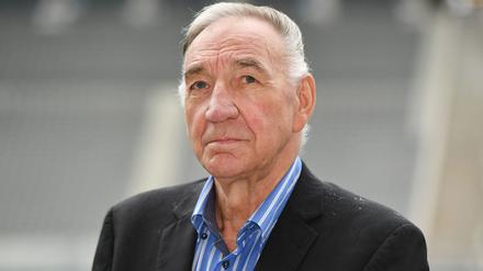 Kritischer Geist: der frühere Potsdamer Cheftrainer Bernd Schröder. (Archivbild)