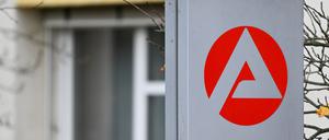 In Brandenburg gab es im November etwas mehr Arbeitslose als im Vormonat. (Archivbild)