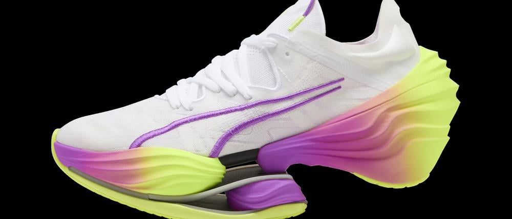 BU: Ist das noch Schuh oder schon Trampolin? Der Rule Breaker von Puma darf aufgrund seiner hohen Sohle nicht bei offiziellen Wettkämpfen getragen werden. © Puma