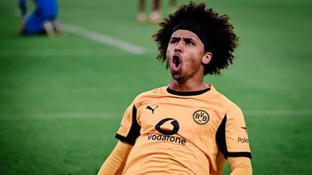 Karim Adeyemi traf auch am Dienstag in der Champions League, sportlich läuft es für ihn deutlich besser als privat.