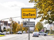 50.000 Demonstranten in 90.000-Einwohner-Stadt: AfD-Treffen stellt Gießen auf den Kopf