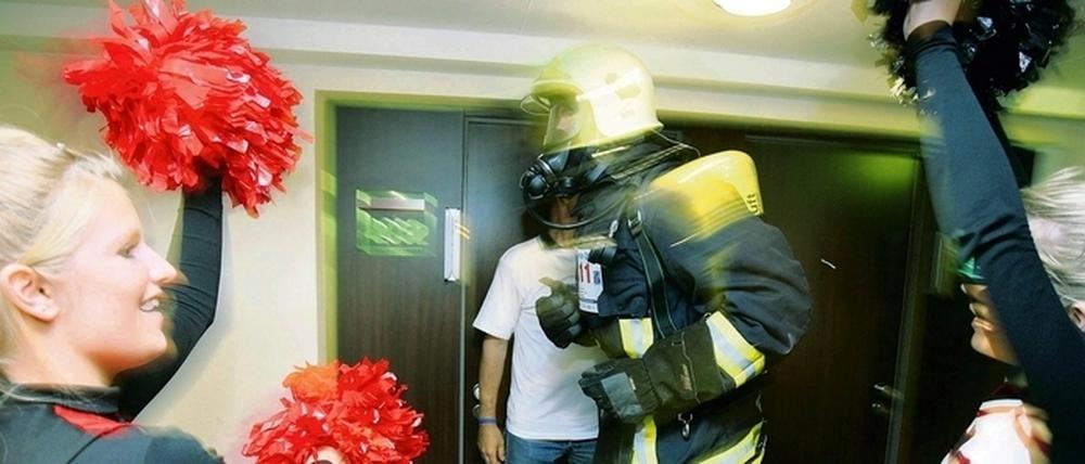 Erste Feuerwehr-Meisterschaft im Treppenlauf