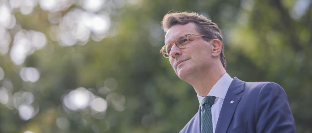 „Wir müssen einander wieder verstehen wollen“, sagt Hendrik Wüst.