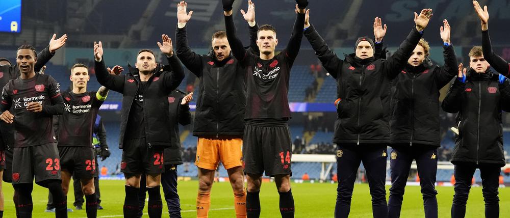 Bayer Leverkusen kommt mit Schub aus Manchester zum Duell gegen Dortmund. (Archivfoto)