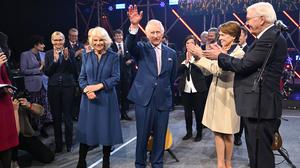 Vor den Kulissen. Beim ersten Staatsbesuch von König Charles und Königin Camilla in Deutschland, waren auch die Honorarkonsuln an der Vorbereitung beteiligt, zum Beispiel Nick Teller in Hamburg.