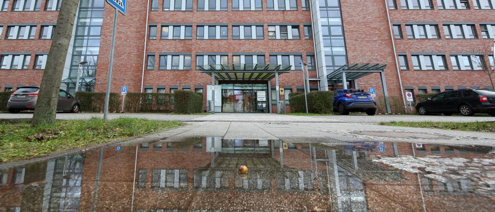 Agentur für Arbeit Potsdam. Arbaitsamt. Arbaitsmarkt.