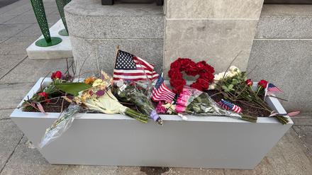 Die US-Regierung reagiert auf die Schüsse auf zwei Nationalgardisten in Washington mit einer weiteren Verschärfung ihrer Migrationspolitik.