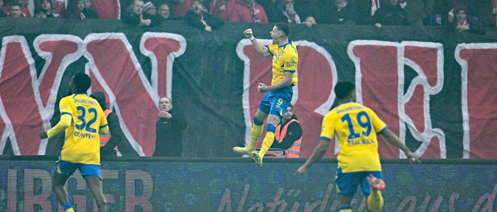 Yardimci macht den Erfolg perfekt.