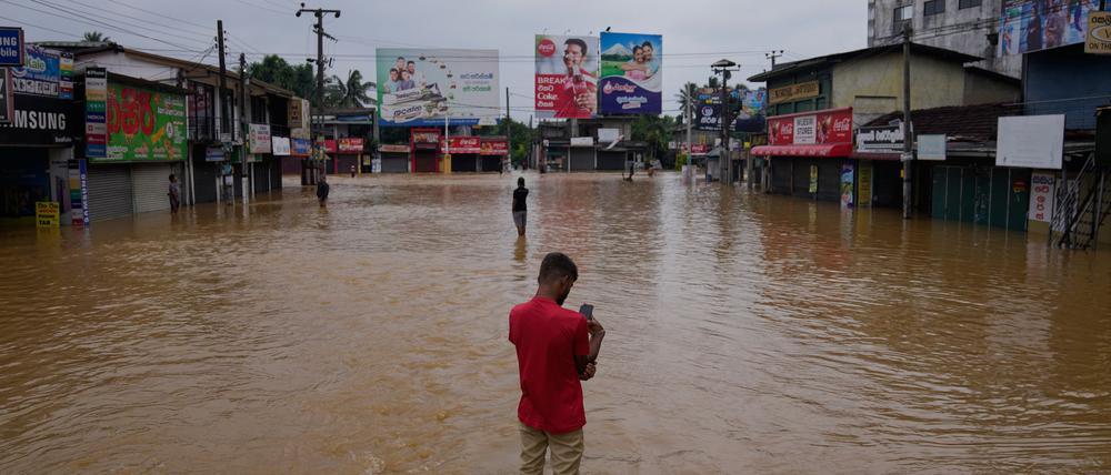 Ein Zyklon hat Sri Lanka schwer verwüstet.