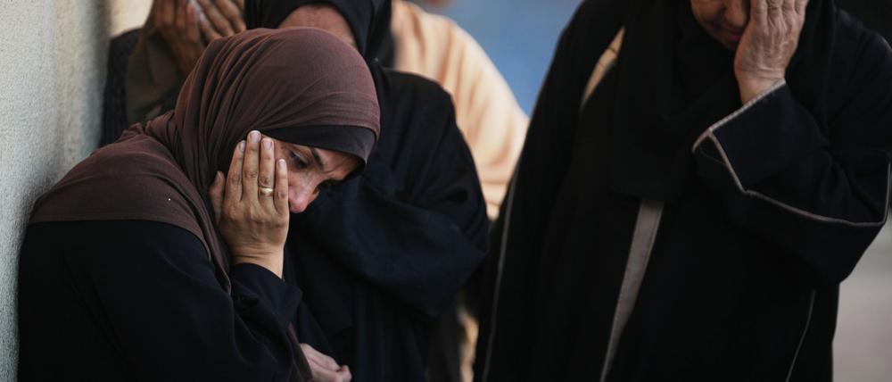 Die von der Hamas kontrollierte Gesundheitsbehörde im Gazastreifen geht davon aus, dass noch zahlreiche Tote unter Trümmern verschüttet sind. (Archivbild)