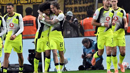 Der BVB jubelt im ersten der beiden wichtigen Duelle mit Leverkusen.