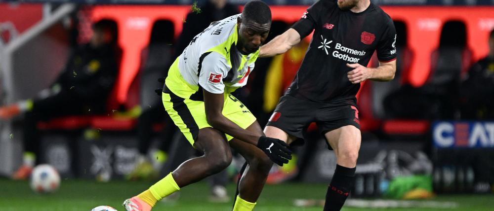 Serhou Guirassy spielte in Leverkusen schwach und wurde vorzeitig ausgewechselt