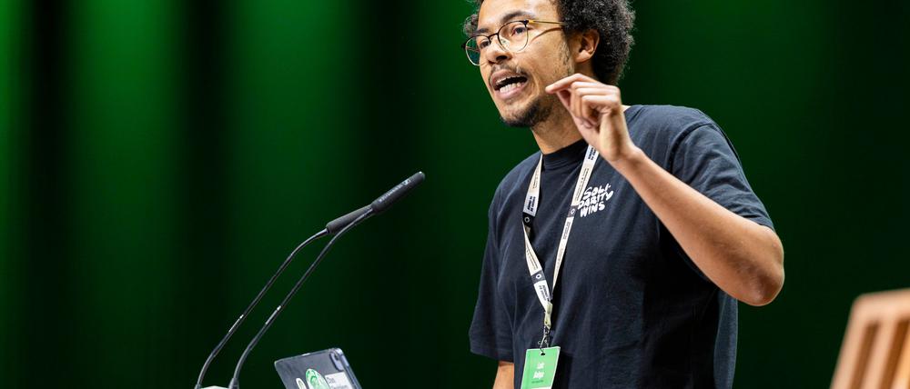 Die Grüne Jugend ist gegen eine verpflichtende Musterung, findet für diese Position aber keine Mehrheit unter den Delegierten.