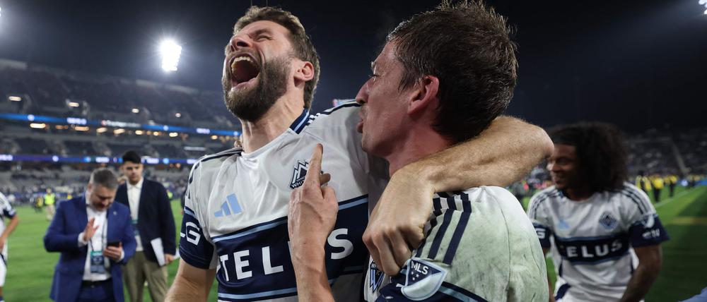 Wo er ist, ist der Erfolg. Thomas Müller (links) freut sich über den Einzug ins Finale der MLS.