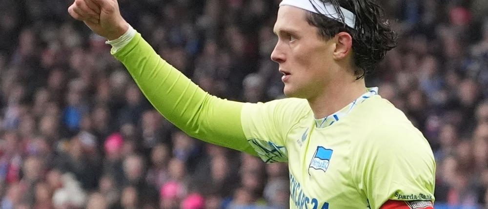 Sieg zum Geburtstag: Fabian Reese beschenkt sich mit dem nächsten Dreier. 