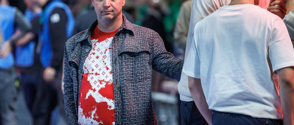 Füchse-Geschäftsführer Bob Hanning hat einen weiteren Nachwuchsspieler zu den Profis hochgezogen (Archivbild)