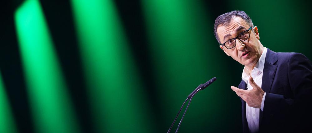 Setzt auf die Wirtschaft: Cem Özdemir will, dass in Baden-Württemberg, Wolfsburg und Ingolstadt weiter „Autos vom Band rollen“. 