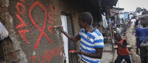 Wird die Welt im Kampf gegen HIV um Jahre zurückgeworfen? (Archivbild aus Nairobi)